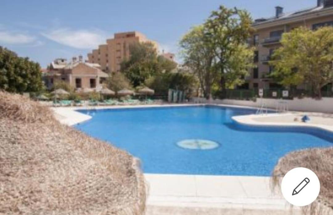 Vacacional Con Piscina Apartamento Benalmádena