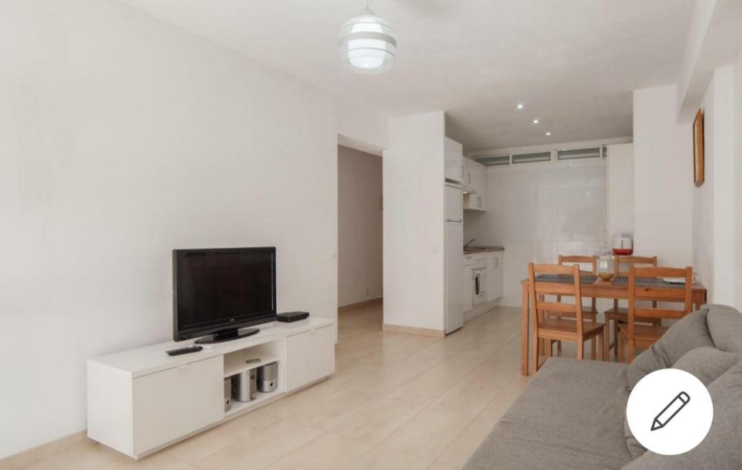 Apartamento Vacacional Con Piscina Benalmádena